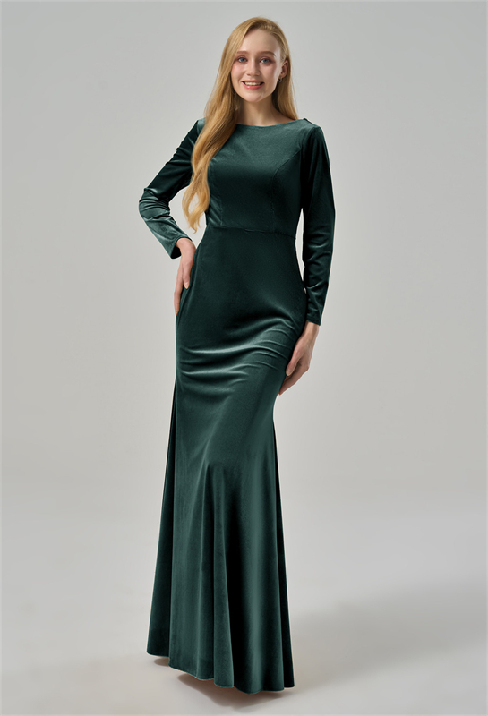 Timeless Green Velvet Dress with Long Sleeves